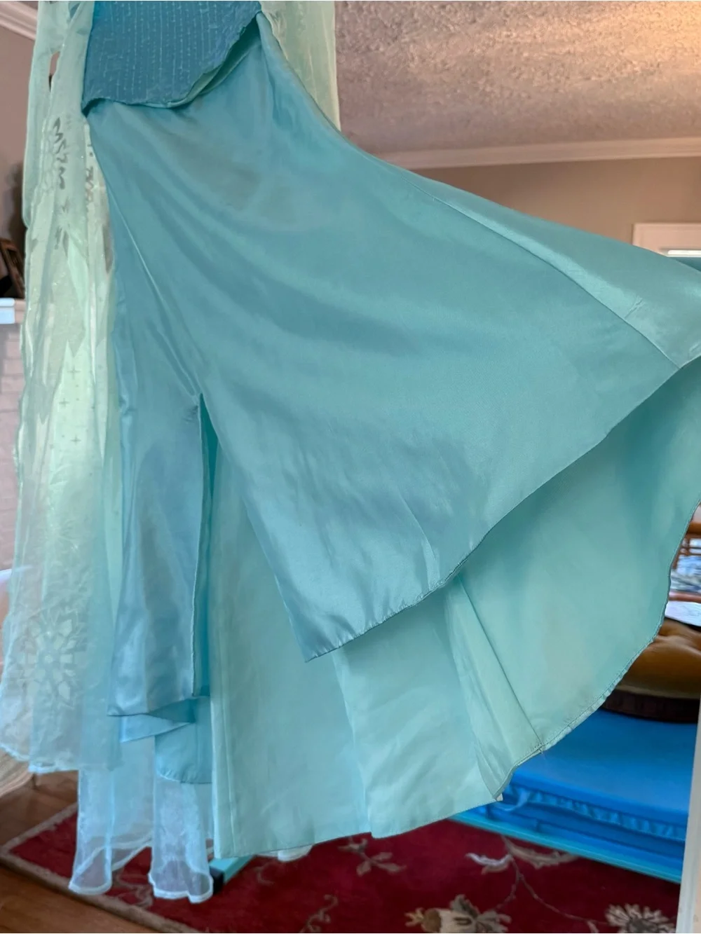 Chasing Fireflies Disney Frozen Ultimate Elsa Costume Sz 7 8 Long Dress w/ Train
